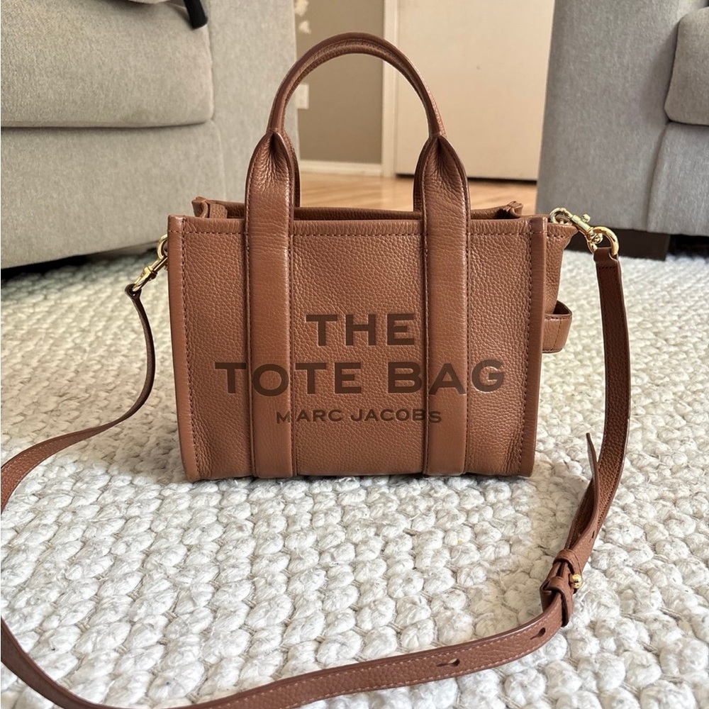 Marc Jacobs Tan Leather Tote Bag